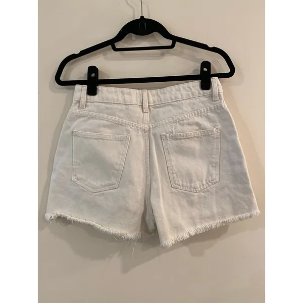 Cotton On Women High Rise Shorts Size 6 White Frayed Hem 100% Cotton Streetwear - Image 2