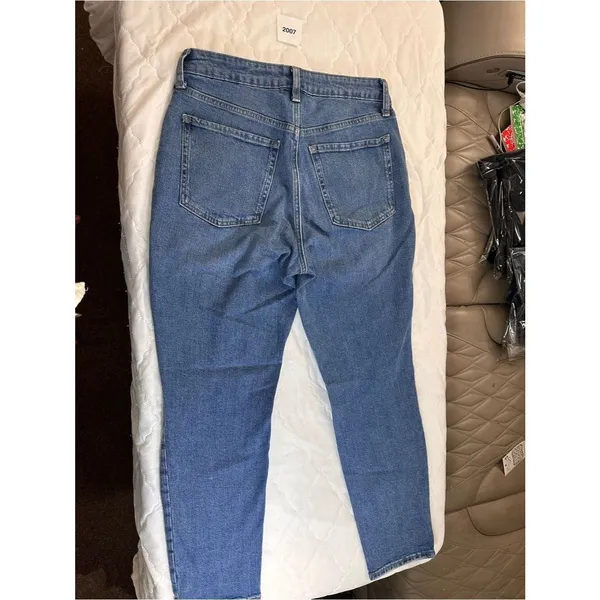 Old Navy Women's Distressed Skinny Jeans - Light Blue Wash - Image 4