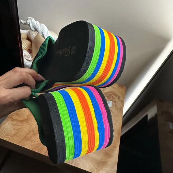 Colorful Striped Platform Sandals Green Size 10 - Image 3