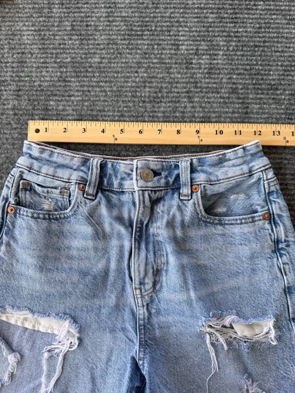 American Eagle Outfitters Baggy Mom distressed short 00‎ - Image 7
