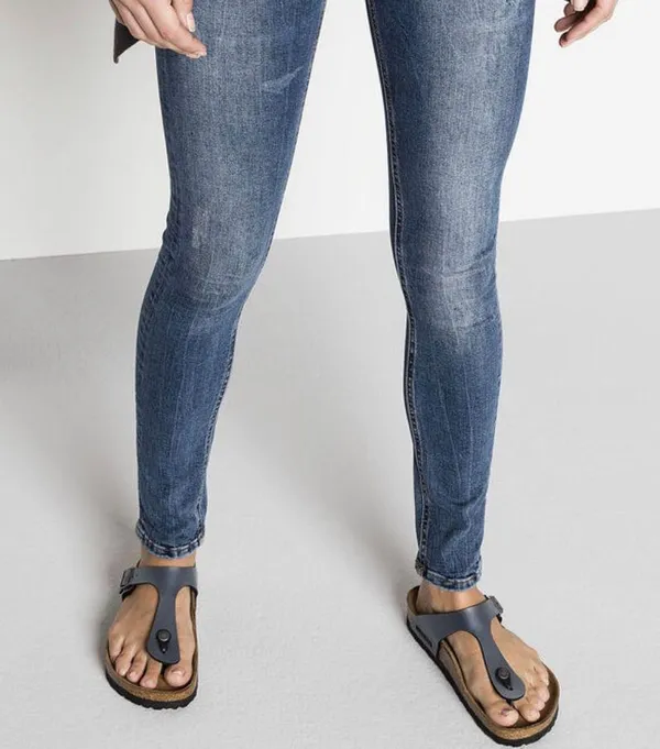 Birkenstock Gizeh Silver Ice Pearl Onyx Birko-Flor Thong Sandals $100 EUC Wmn 39 - Image 8