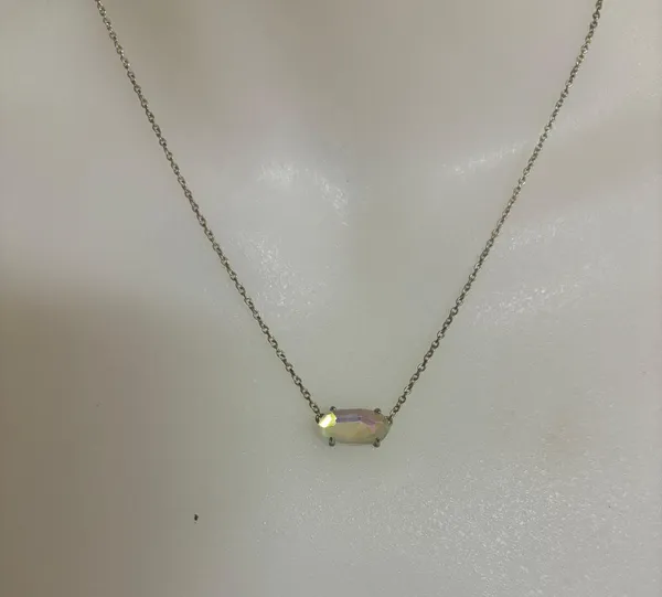 Kendra Scott Iridescent Necklace - Image 2
