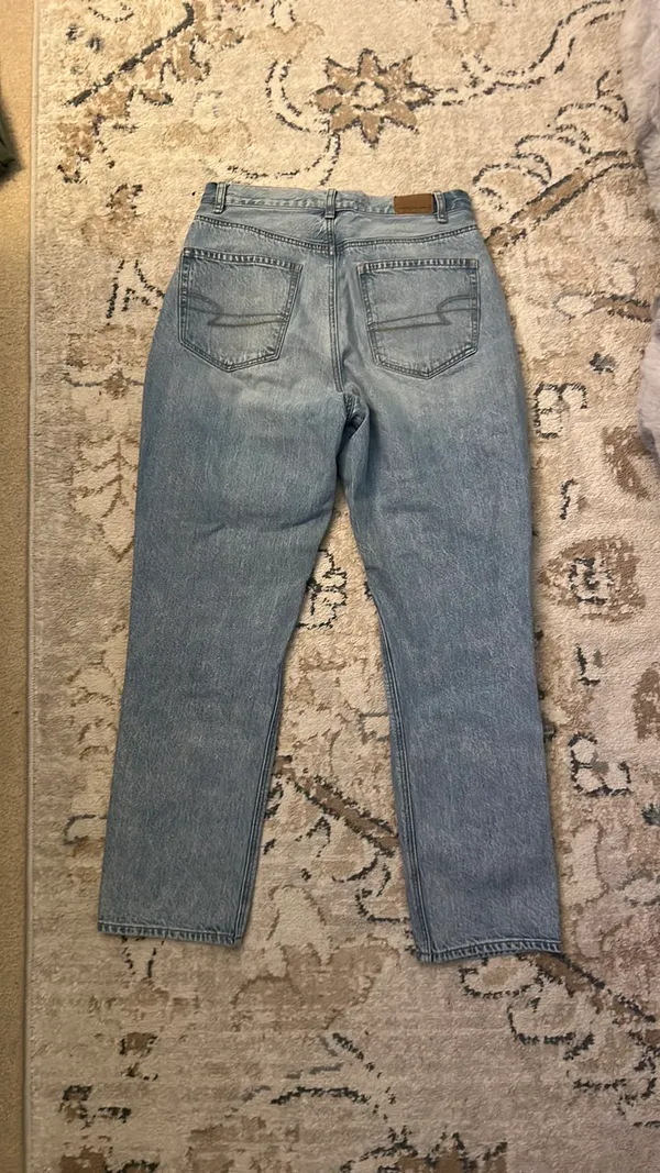 American Eagle Jeans Mom Ripped - Image 3