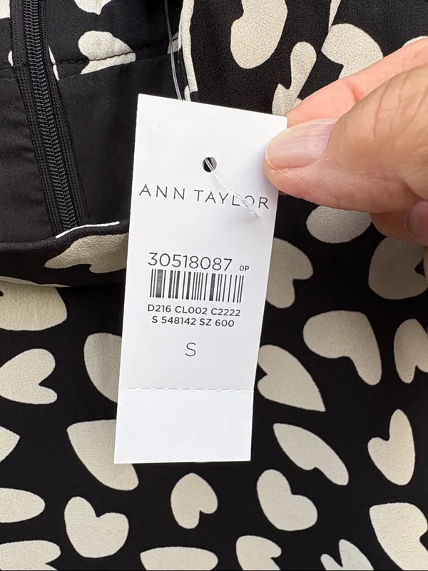 NWT Ann Taylor Heart Puff Sleeve Shift Dress Size Small - Image 3