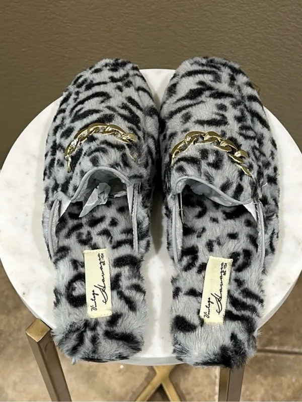 Vintage Havana Grey Cheetah Snug Slides - Image 2