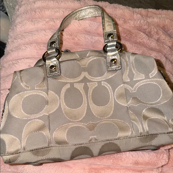 Coach Elegant Gray Designer‎ Handbag - Image 5