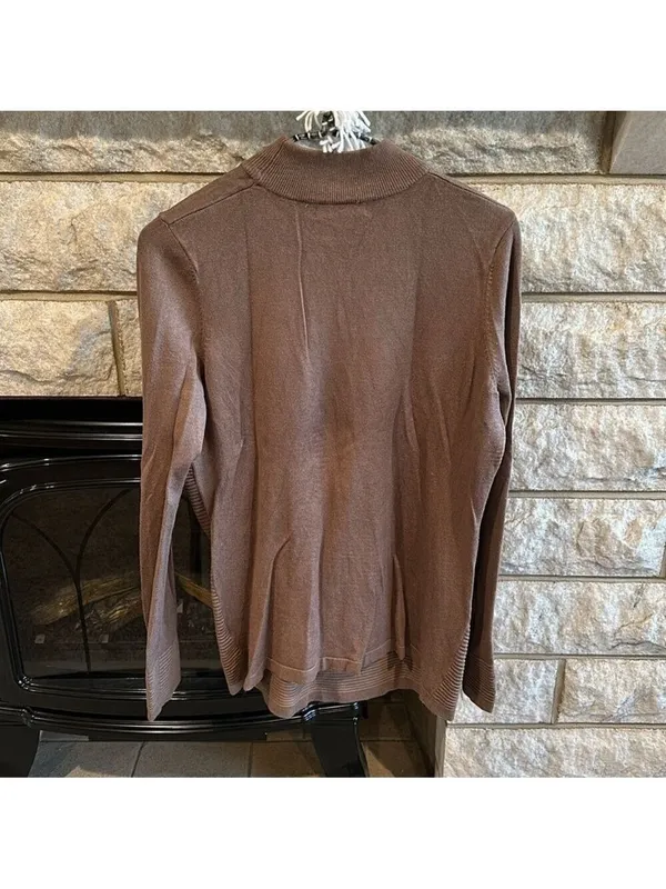 Metric Ribbed Knit Taupe Mock Neck Sweater Medium - Image 5