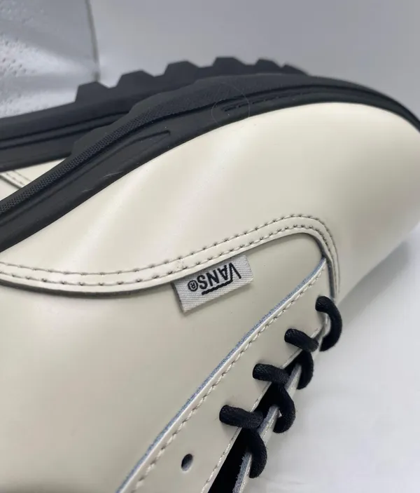 Vans NEW COLFAX LOWTOP FULL LEATHER SHOE PLATFORM (about 1-2 in) - Image 10