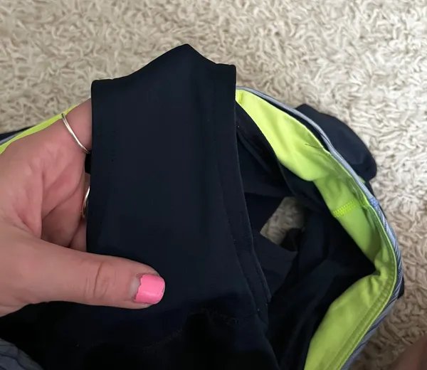 Lululemon Speed Up Shorts 2.5” Size 8 - Image 6