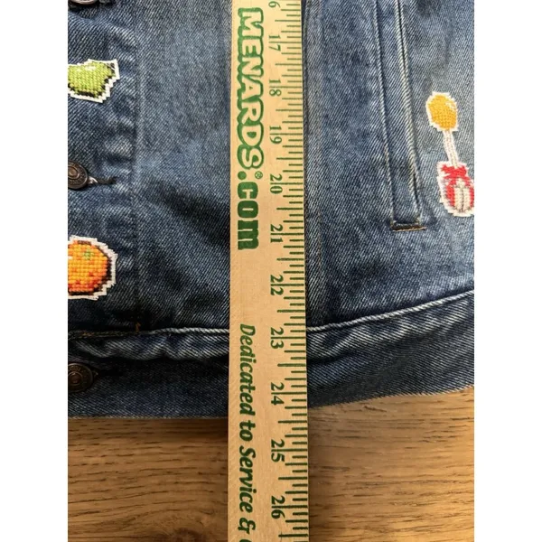 Gap Factory Store Women SZ Small Jean Denim‎ Jacket Animal Crossing Patches READ - Image 4