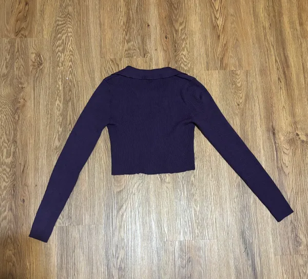 Old Navy Ribbed Sweater - Image 3