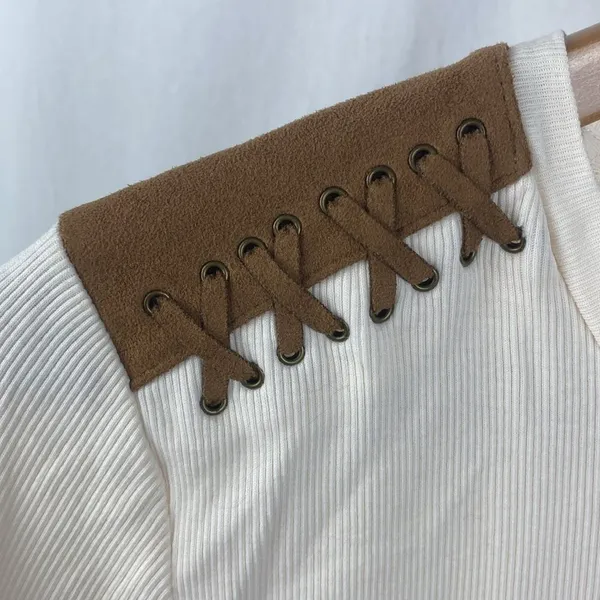Ralph Lauren Cream & Brown Leather Shoulder Long Sleeve Ribbed Tee T Shirt Top M - Image 4