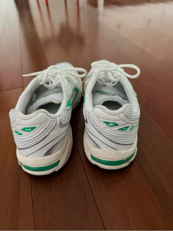 ASICS Gel 1130 Sneaker size W9/M7.5 - Image 5