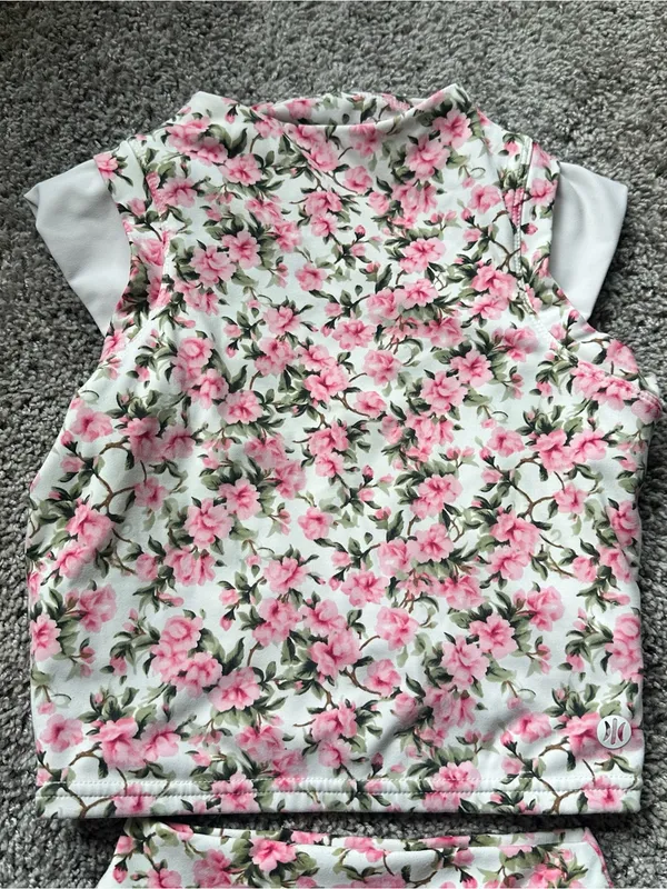 Astoria Activewear Floral Pink and White Two-Piece Skirt Set - Image 4