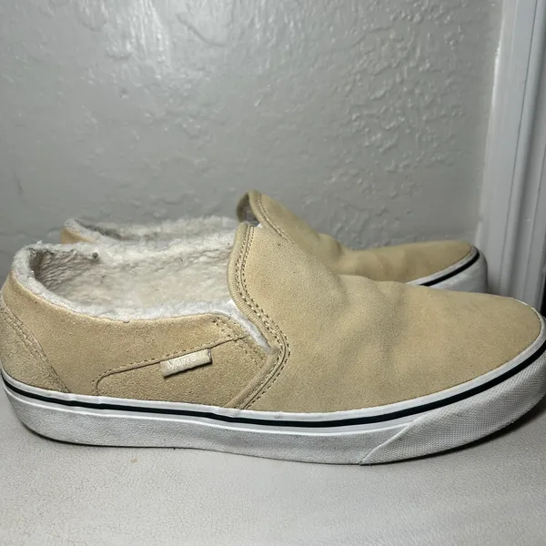 Vans Asher Womens Suede Slip On Fur Lined Shoes Size 8‎ Beige Comfort Casual - Image 4