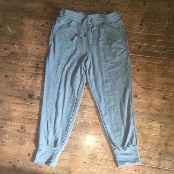 Fabletics gray drawstring waist size L athletic joggers - Image 2