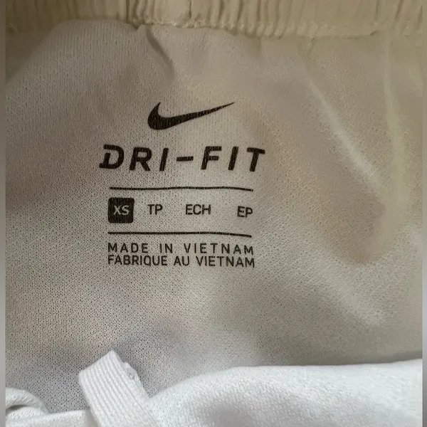 Nike WOMEN’S RUNNING SHORTS! - Image 2
