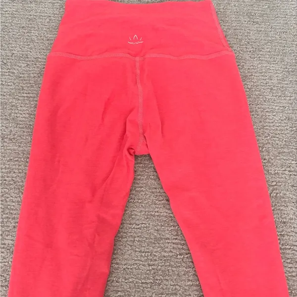 Coral High-Waisted Beyond Yoga Leggings - Image 4
