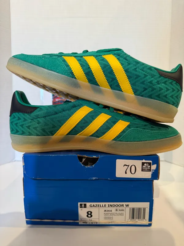 Women’s Adidas Gazelle Indoor size 8W - Image 2