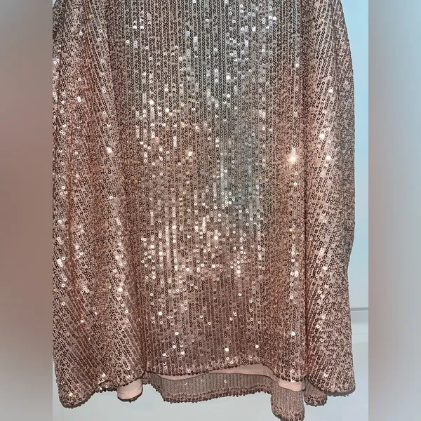 Torrid NWT V-neck Sophie Rose Gold Sequin Woven Swing Lined Relaxed Cami Size 1X - Image 10