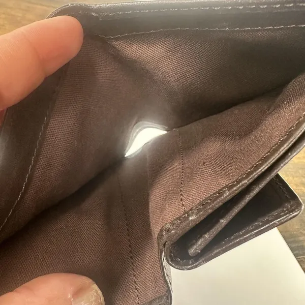 Chloé Wallet Womens One Size Brown Leather Chain C Logo Trifold Wristlet - Image 14