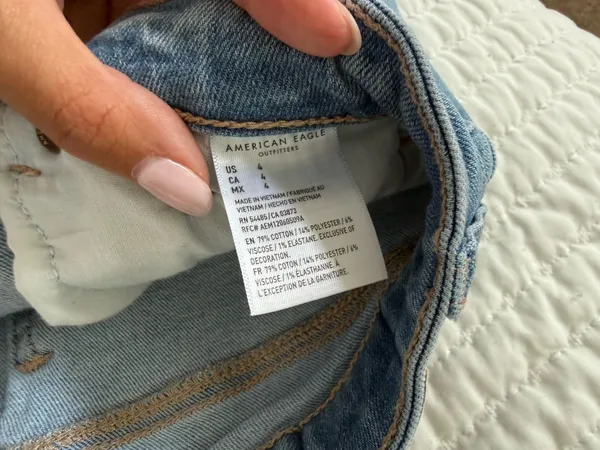 American Eagle Shorts - Image 4