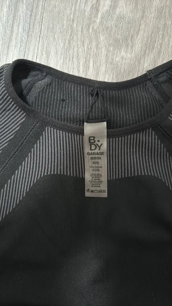 Cropped Long Sleeve Shirt - Image 4