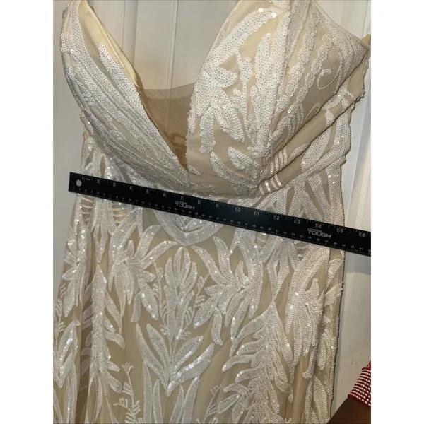 Love & Lemonade - Prom, Bridesmade or Mother of the Bride Dress Size XL - Image 11