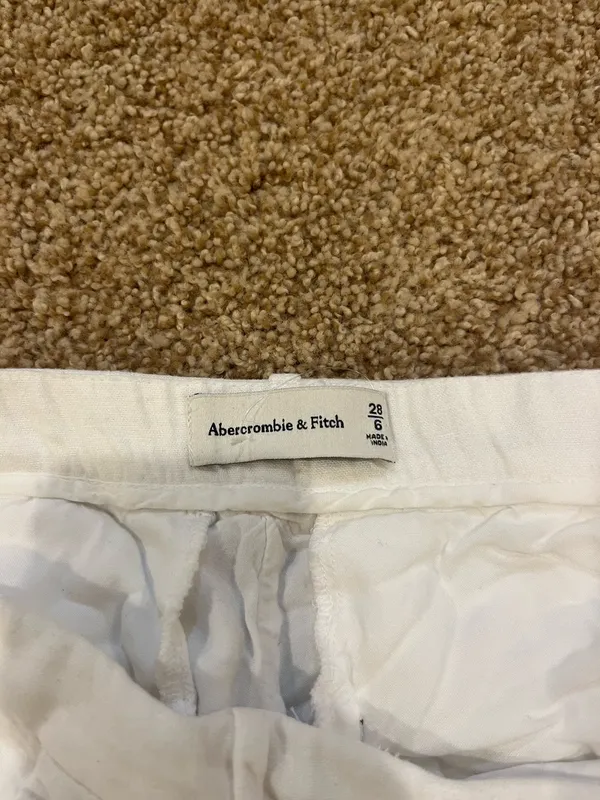 Abercrombie 100% Linen shorts - Image 6
