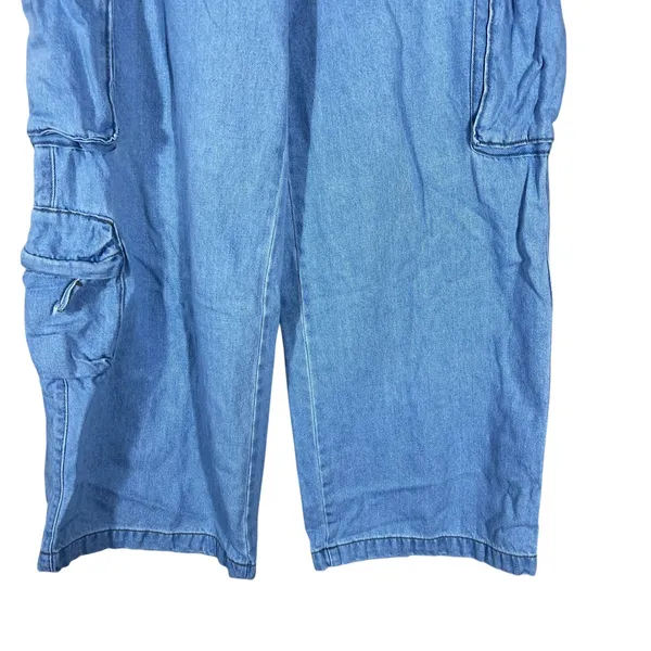 Universal Threads High Rise Wide Leg Cargo Jeans Light Wash Utility Blue Size 10R - Image 3