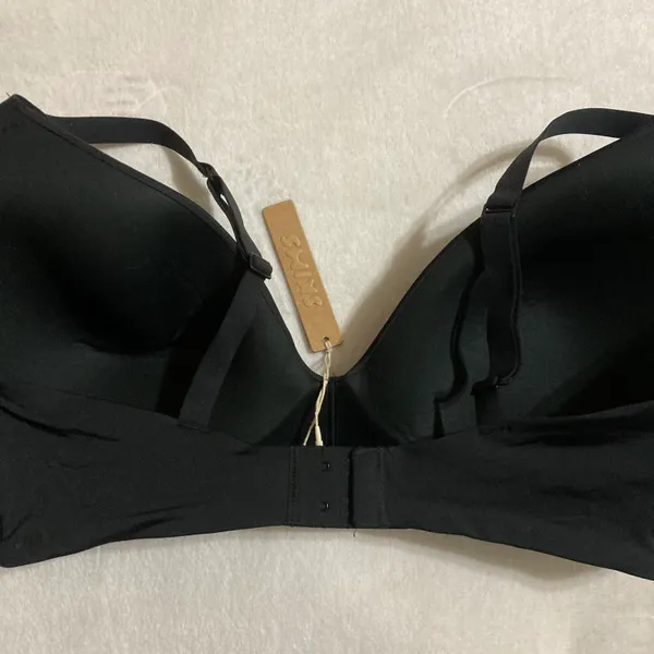 SKIMS Wireless Bra 38DD - Image 4