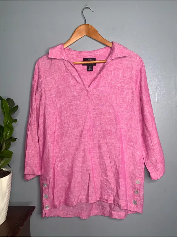 Tahari Pink Linen V-Neck Tunic with Button Side Tabs Medium - Image 2