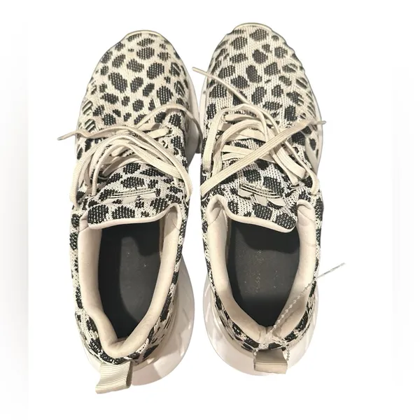 Adidas Originals Swift Run 22 Low Dalmatian Animal Print Multi Sneakers 6.5 - Image 2