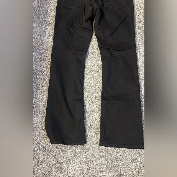 Wrangler Women’s Boot Jeans Size 11 Length 34 in Black - Image 5