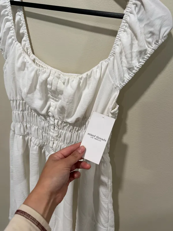NWT white dress Size L - Image 2