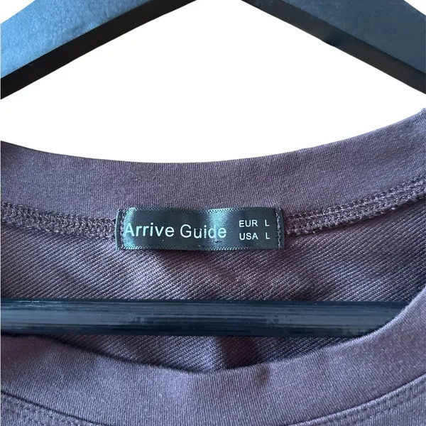 ARRIVE GUIDE | Gym Workout Cropped Shirt |
Brown Brown Size L - Image 4