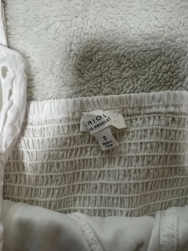 White ruffle top - Image 2