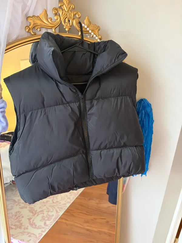 Black Puffer Vest - Image 2