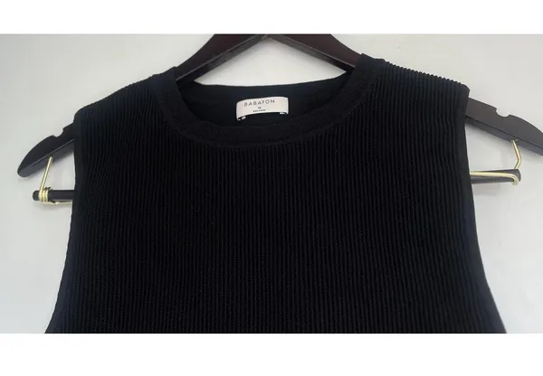 Babaton Sculpt Knit Muscle Ribbed Crop Tank Womens Size Medium Minimalist Career - Image 3