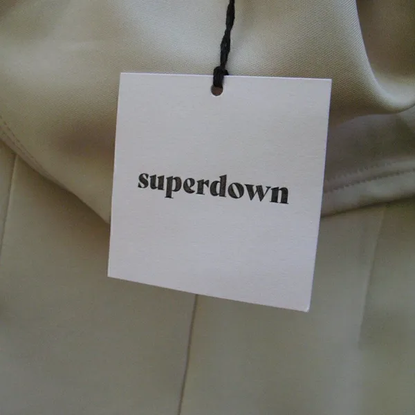 NWT Superdown Madalyn Skirt Set in Nude XL - Image 11