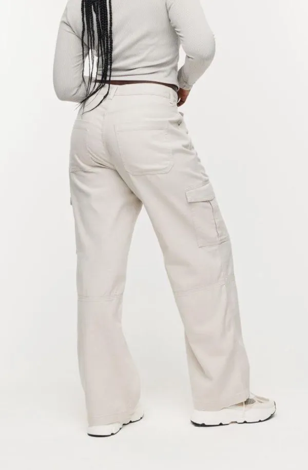 H&M Curvy Fit Cotton Cargo Pants - Image 2