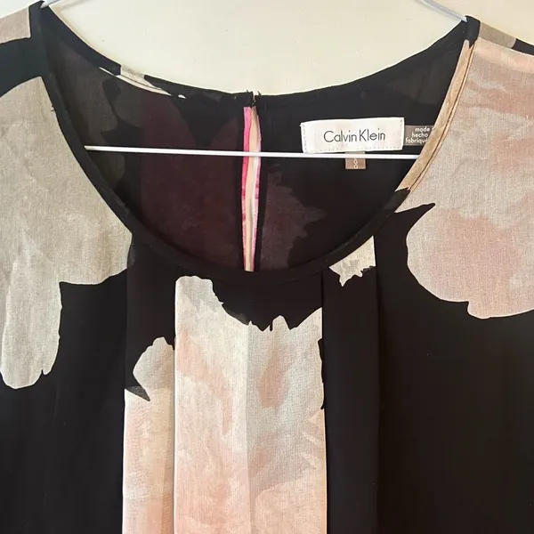 Calvin Klein Floral Sleeveless Blouse Top — Black Pink White — Sheer Layered - Image 4