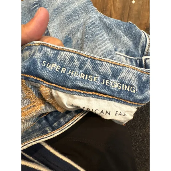 American Eagle Super High Rise Jegging jeans - Image 4