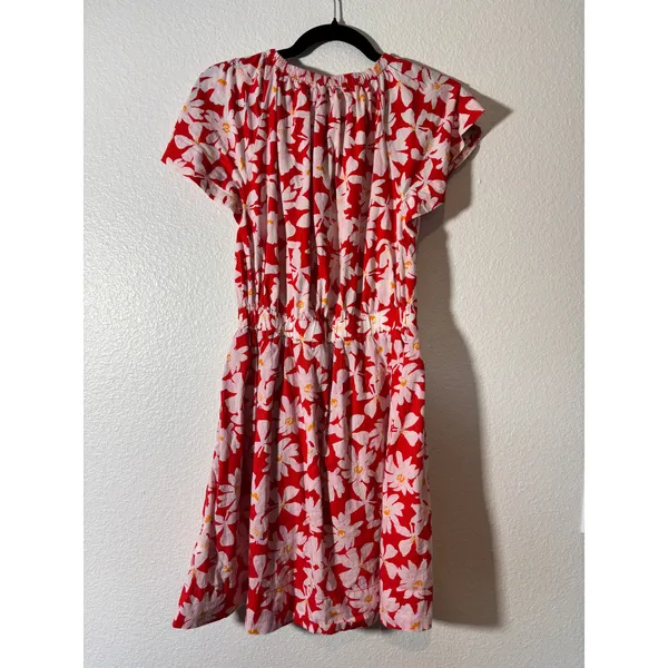 Free Assembly Women's Mini Dress Size XS Red Floral Fit & Flare Flutter Sleeves - Image 4