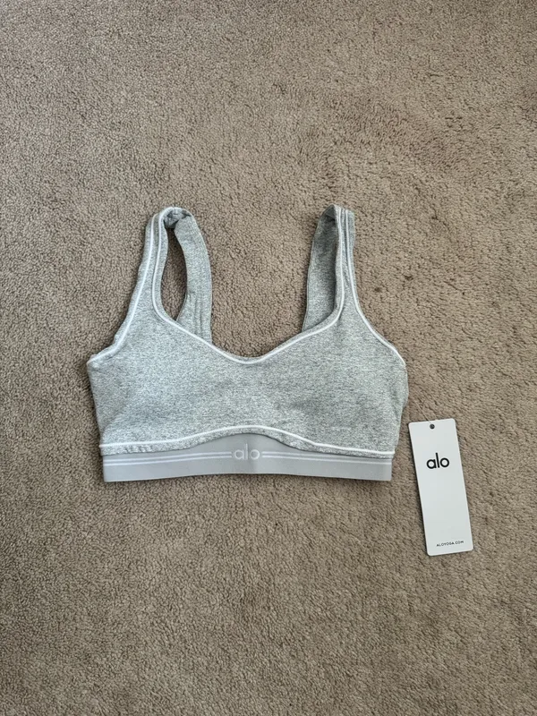 *Grey* Alo Yoga Bra & Leggings - Image 2