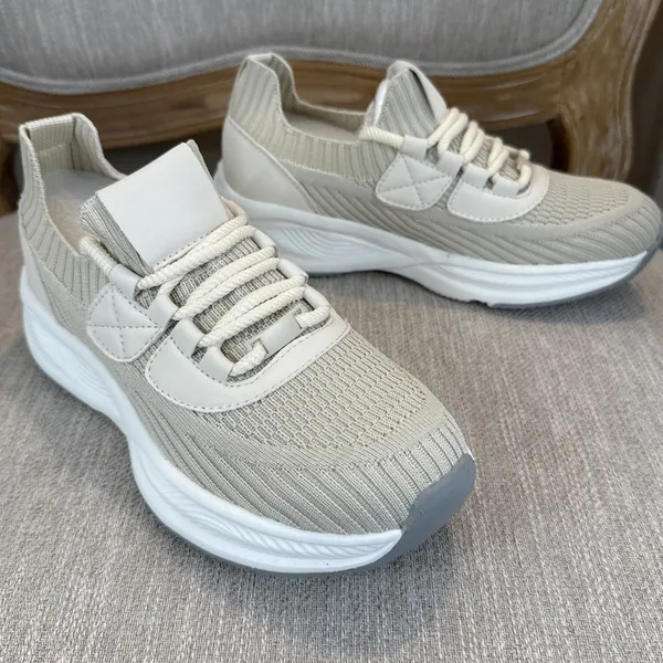 Outwoods Women's lightweight athletic mom sneaker resort travel cream color 6.5 comfort - Image 10