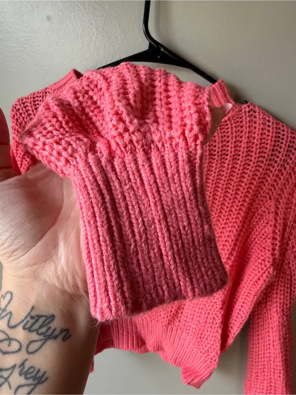 Coral Pink Chunky Knit Cropped Sweater Small - Image 3