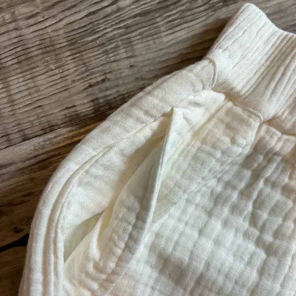 NWT Billabong Pants Size M - Image 4