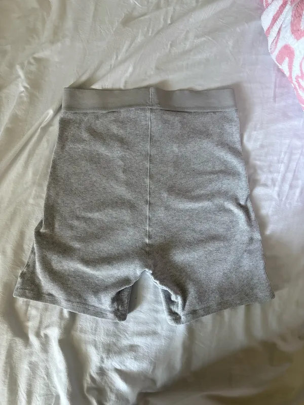 Shorts Grey SKIMS Boxer - Image 6