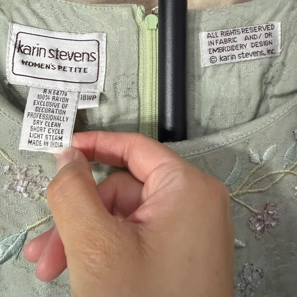 Karin Stevens Vintage 90s Sage Green Floral Damask Embroidered Maxi Dress‎ Large - Image 4